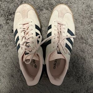 Adidas Gazelle shoes